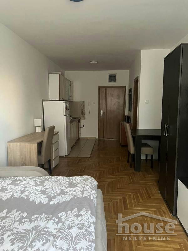 Stan Izdavanje Novi Sad  25 m2