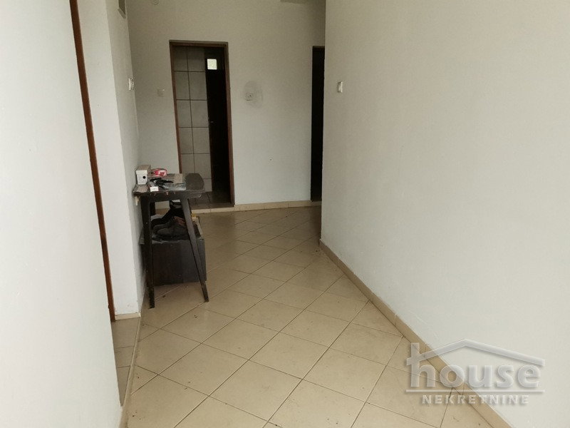 IMG-20200930-153915 Lokal za izdavanje, Rumenka, Novi Sad, 150m², 1.200 €/mes