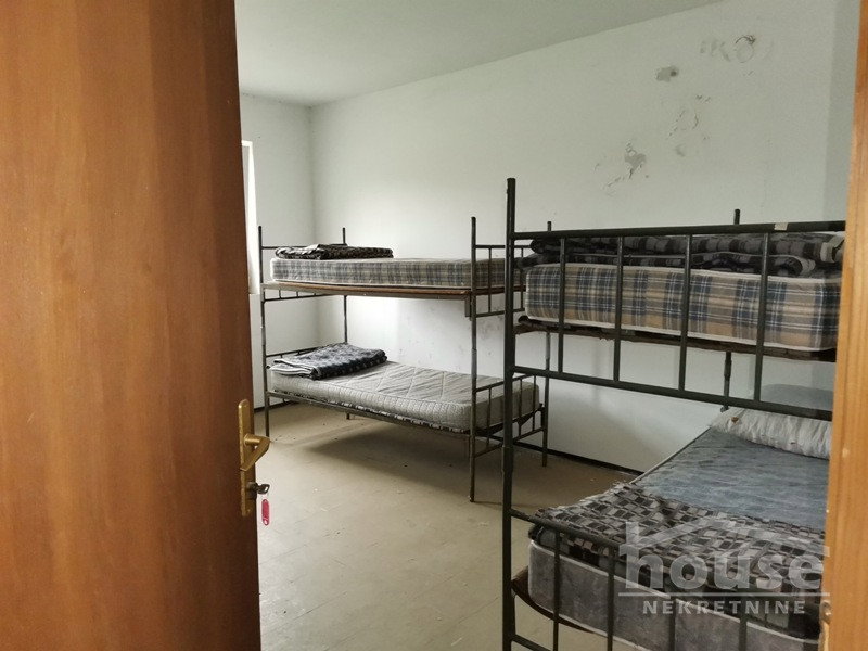 IMG-20200930-153934 Lokal za izdavanje, Rumenka, Novi Sad, 150m², 1.200 €/mes