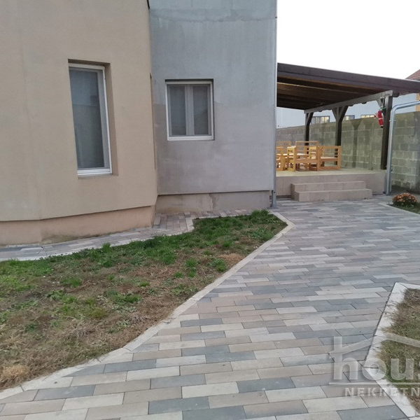 Kuća za izdavanje, Sajlovo, Novi Sad, 311m², 3.500 €/mes