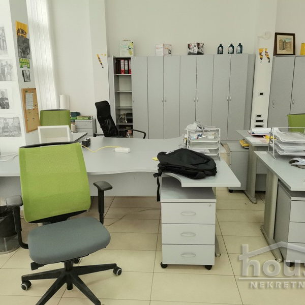 Lokal Izdavanje Novi Sad  400 m2