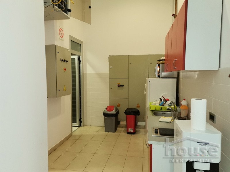 IMG-20201203-111850 Lokal za izdavanje, Novo Naselje, Novi Sad, 400m², 3.200 €/mes