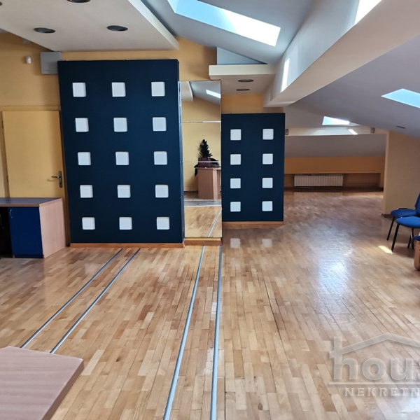 Lokal za izdavanje, Bulevar Oslobođenja, Novi Sad, 110m², 500 €/mes