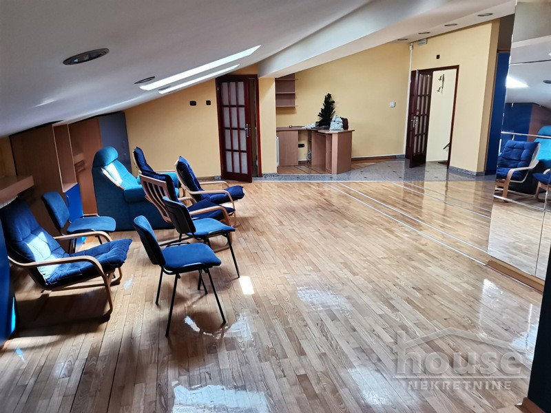 Lokal za izdavanje, Bulevar Oslobođenja, Novi Sad, 110m², 500 €/mes