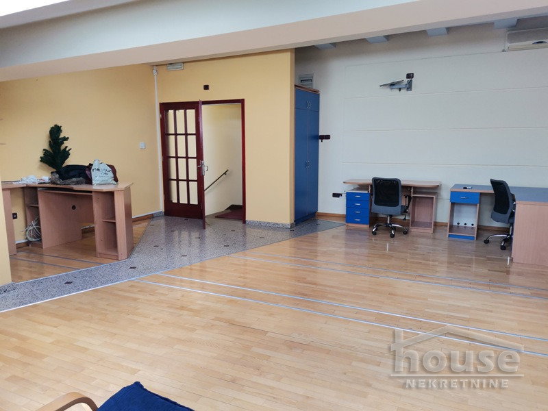 Lokal za izdavanje, Bulevar Oslobođenja, Novi Sad, 110m², 500 €/mes