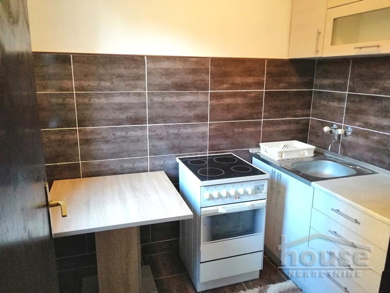 Stan Prodaja Novi Sad  28 m2