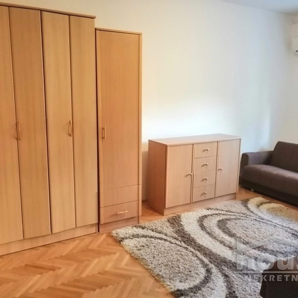 Stan Prodaja Novi Sad  28 m2