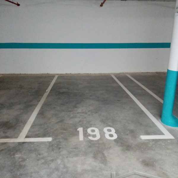 Garaža Izdavanje Novi Sad  12 m2