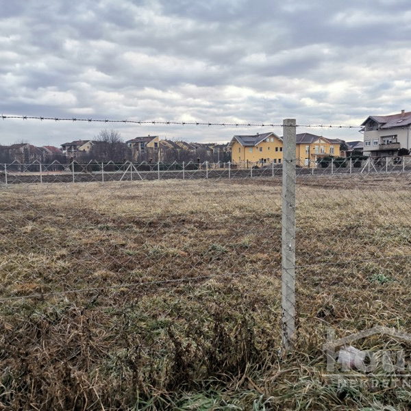 Plac Prodaja Novi Sad  704 m2