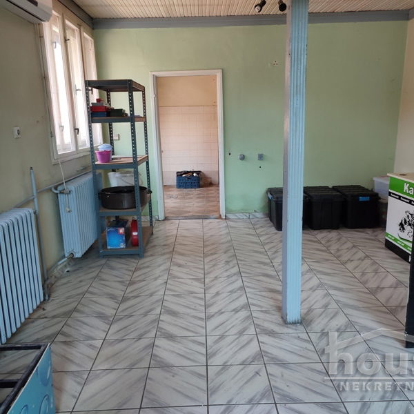Lokal Izdavanje Novi Sad  80 m2