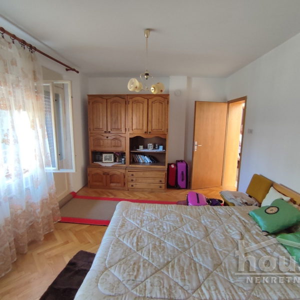 Kuća Prodaja Novi Sad  380 m2