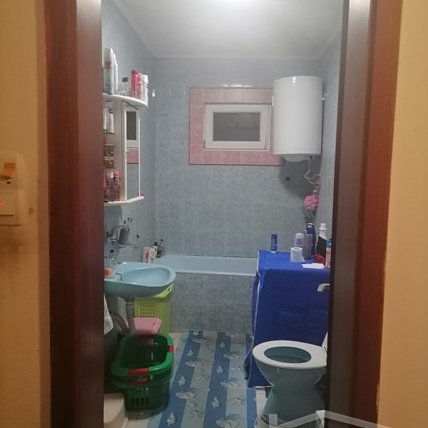 Kuća na prodaju, Rakovac, Beočin, 300m², 329.600 €