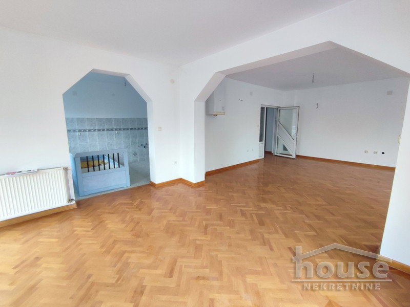 IMG-20221207-100932 Kuća na prodaju, Klisa, Novi Sad, 296m², 250.000 €