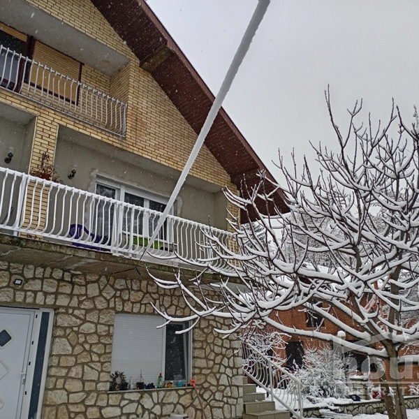 Kuća na prodaju, Rakovac, Beočin, 300m², 329.600 €