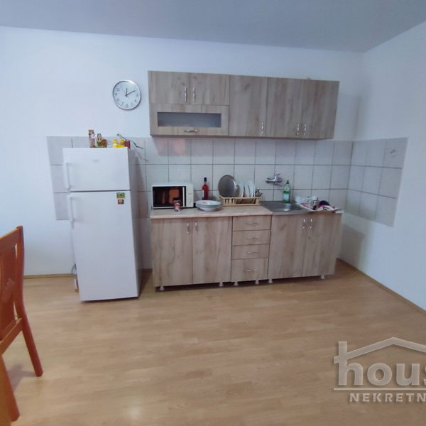 Kuća Prodaja Novi Sad  300 m2