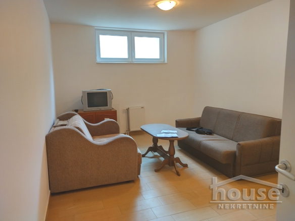 Stan Izdavanje Novi Sad  48 m2