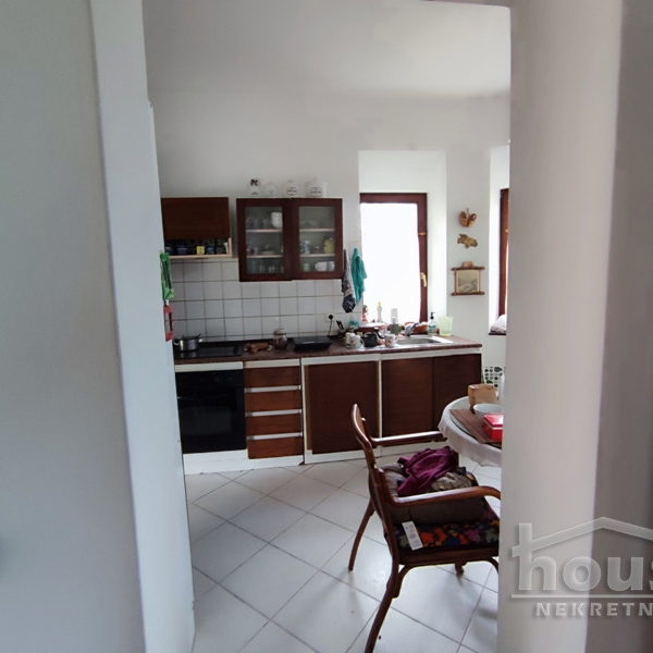 Kuća Prodaja Novi Sad  250 m2