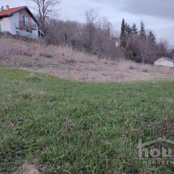 Plac Prodaja Novi Sad  1718 m2