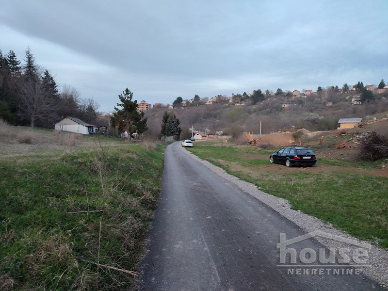 Plac Prodaja Novi Sad  1718 m2