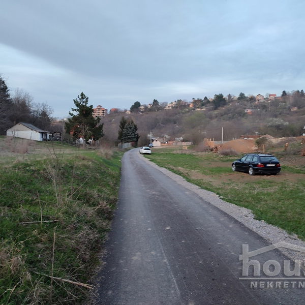Plac Prodaja Novi Sad  1718 m2
