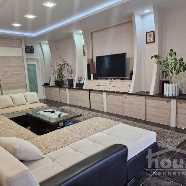 Kuća Prodaja Novi Sad  250 m2