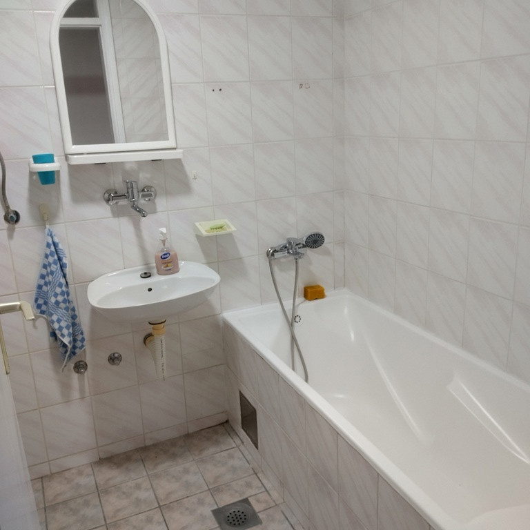 Stan Izdavanje Novi Sad  39 m2
