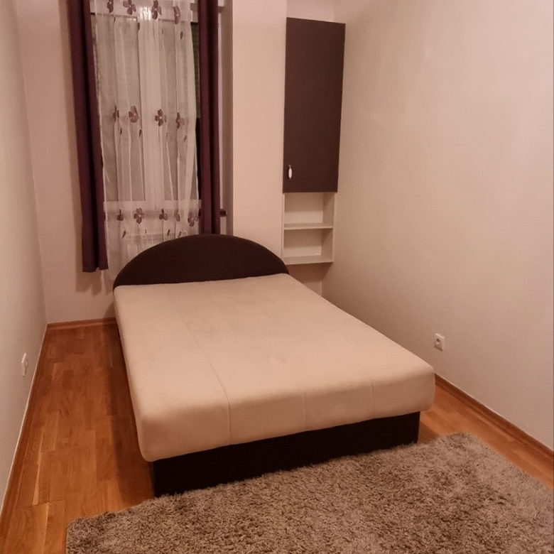 Dvosoban stan za izdavanje, Bulevar Oslobođenja, Novi Sad, 47m², 500 €/mes