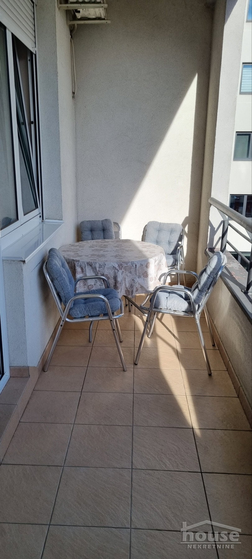 Dvosoban stan za izdavanje, Bulevar Oslobođenja, Novi Sad, 47m², 500 €/mes