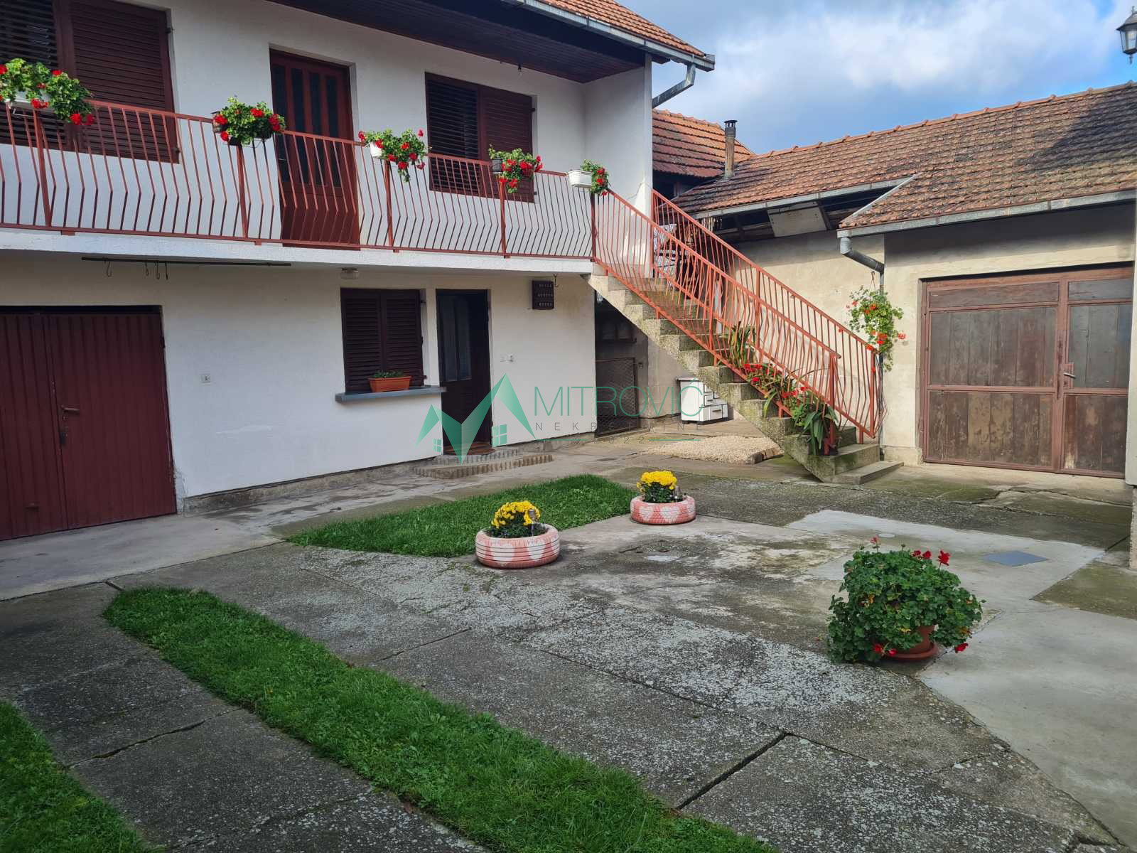 Kuća na prodaju, Crvenka, Kula, 260m², 82.400 €