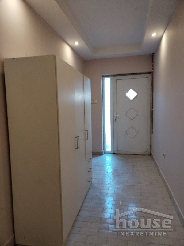 Kuća na prodaju, Rakovac, Beočin, 300m², 329.600 €