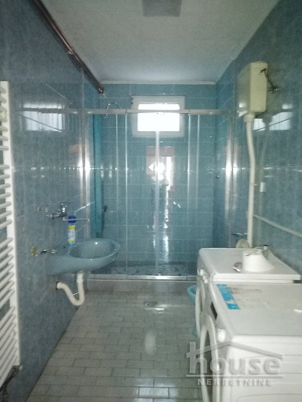 Kuća na prodaju, Rakovac, Beočin, 300m², 329.600 €