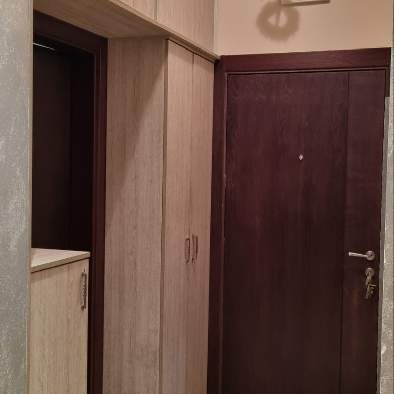 Dvosoban stan za izdavanje, Bulevar Oslobođenja, Novi Sad, 47m², 500 €/mes