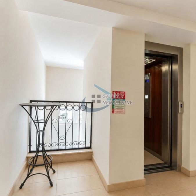 Garsonjera na prodaju, Autokomanda, Beograd, 33m², 129.000 €