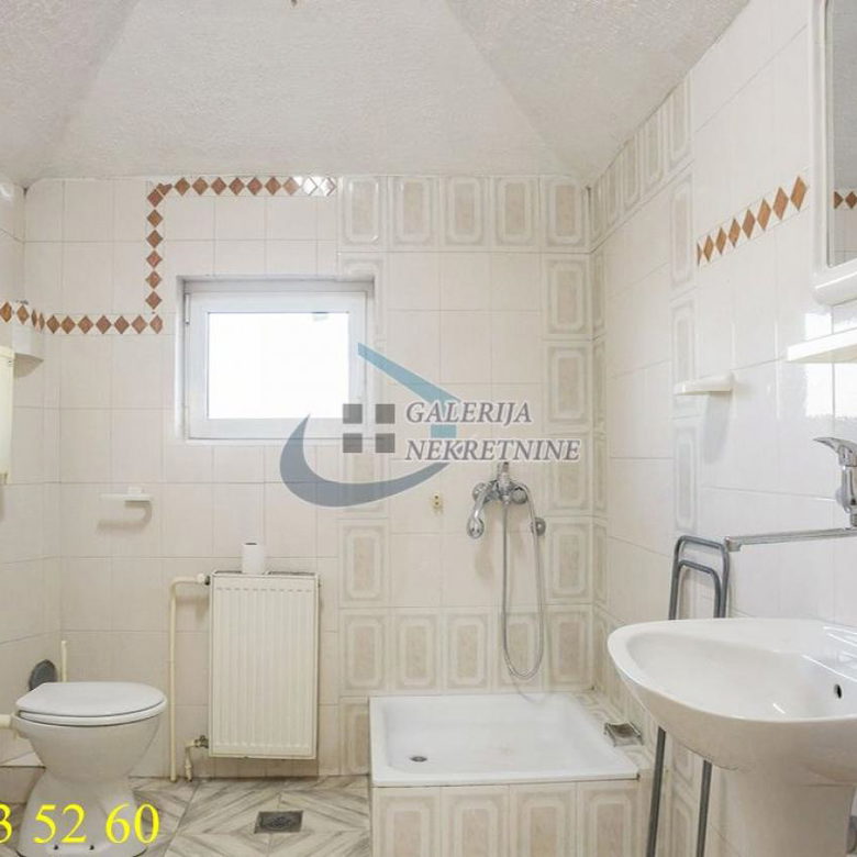 Četvorosoban stan za izdavanje, Bioskop Voždovac, Beograd, 176m², 1.500 €/mes
