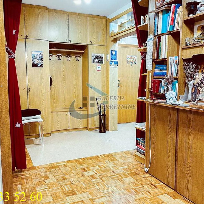 Troiposoban stan na prodaju, Žarkovo, Beograd, 103m², 268.000 €