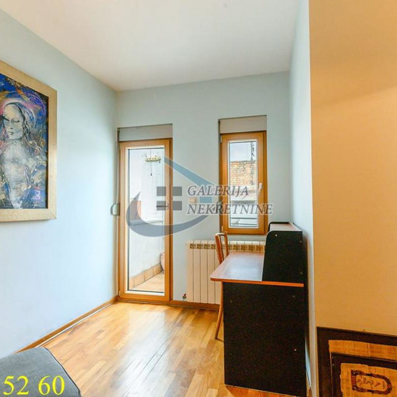 Trosoban stan na prodaju, Atelje 212, Beograd, 78m², 4. sprat, 315.000 €