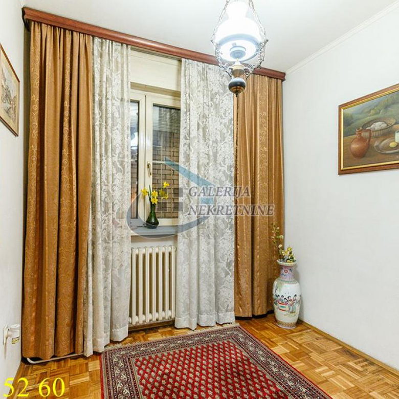 Troiposoban stan na prodaju, Karađorđev Park, Beograd, 73m², 299.000 €