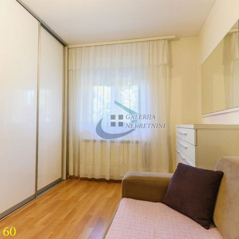 Kuća na prodaju, Borča, Beograd, 247m², 470.000 €
