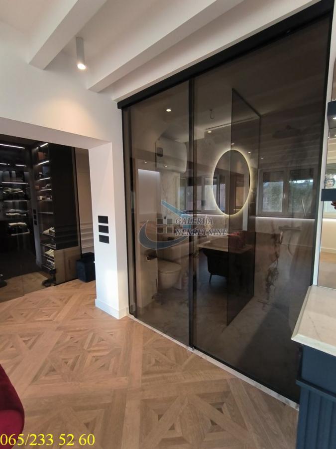 Jednosoban stan na prodaju, Terazije, Beograd, 38m², 1. sprat, 247.000 €
