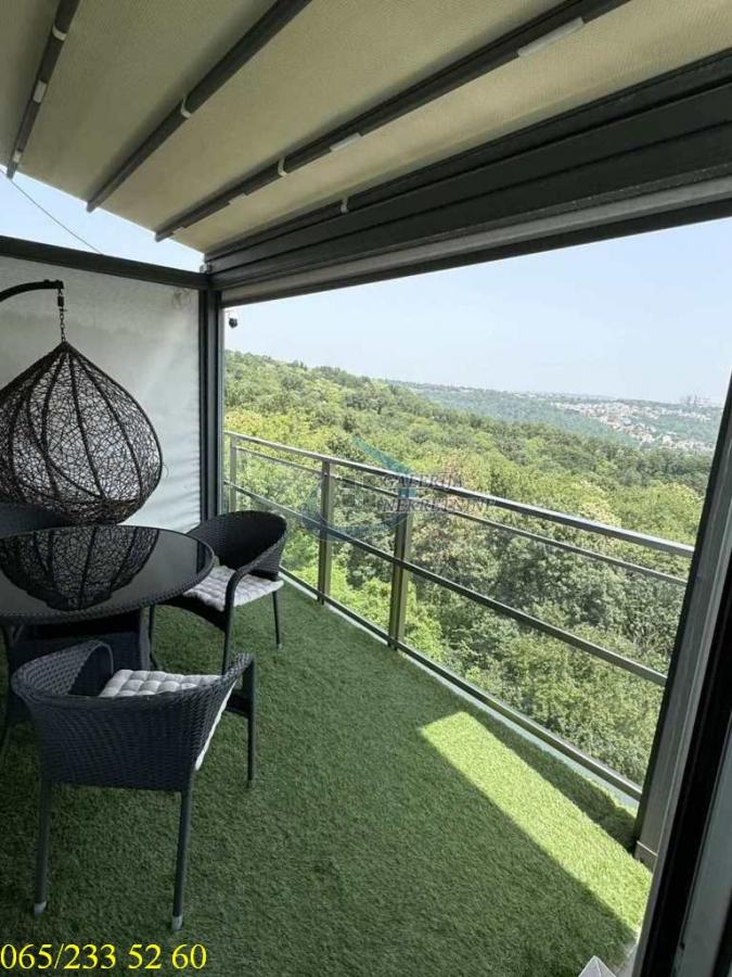 Četvoroiposoban stan na prodaju, Skojevsko Naselje, Beograd, 270m², 580.000 €