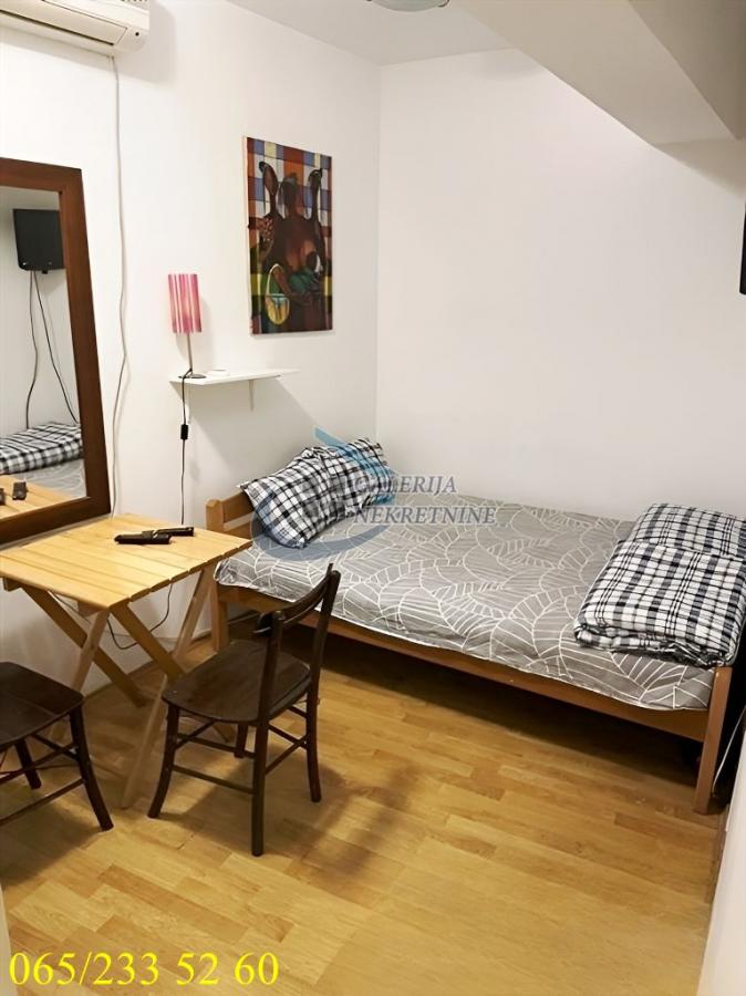 actionimagesite31agencygalerijanekimg34qdjxk43z-11 Petosoban stan na prodaju, Ekonomski Fakultet, Beograd, 101m², 1. sprat, 349.800 €