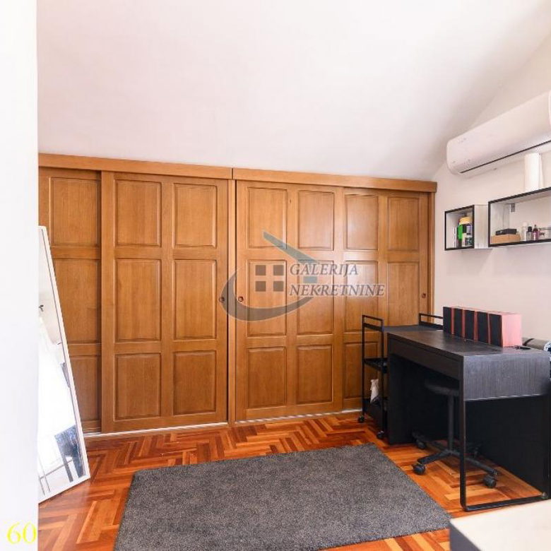 Troiposoban stan na prodaju, Lekino Brdo, Beograd, 119m², 304.000 €