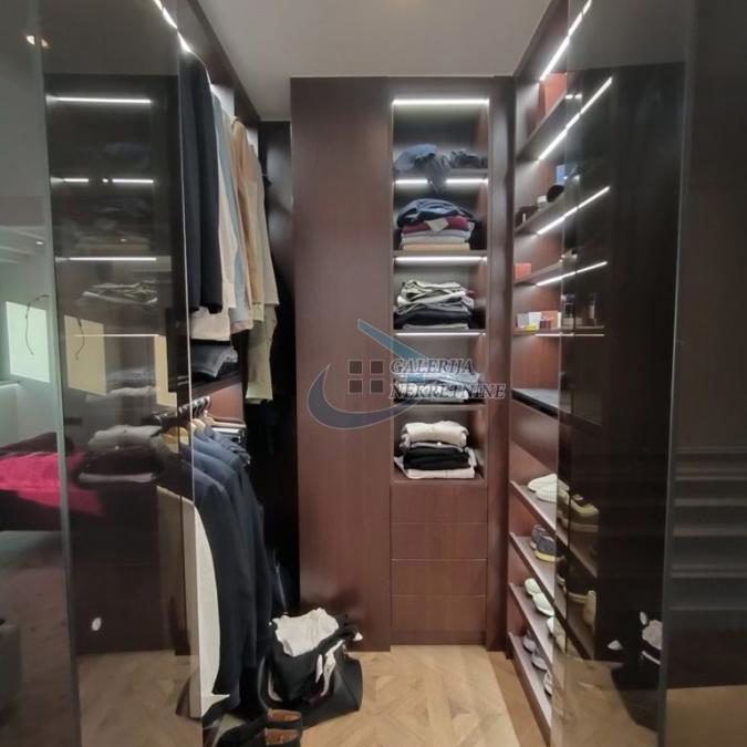 Jednosoban stan na prodaju, Terazije, Beograd, 38m², 1. sprat, 247.000 €