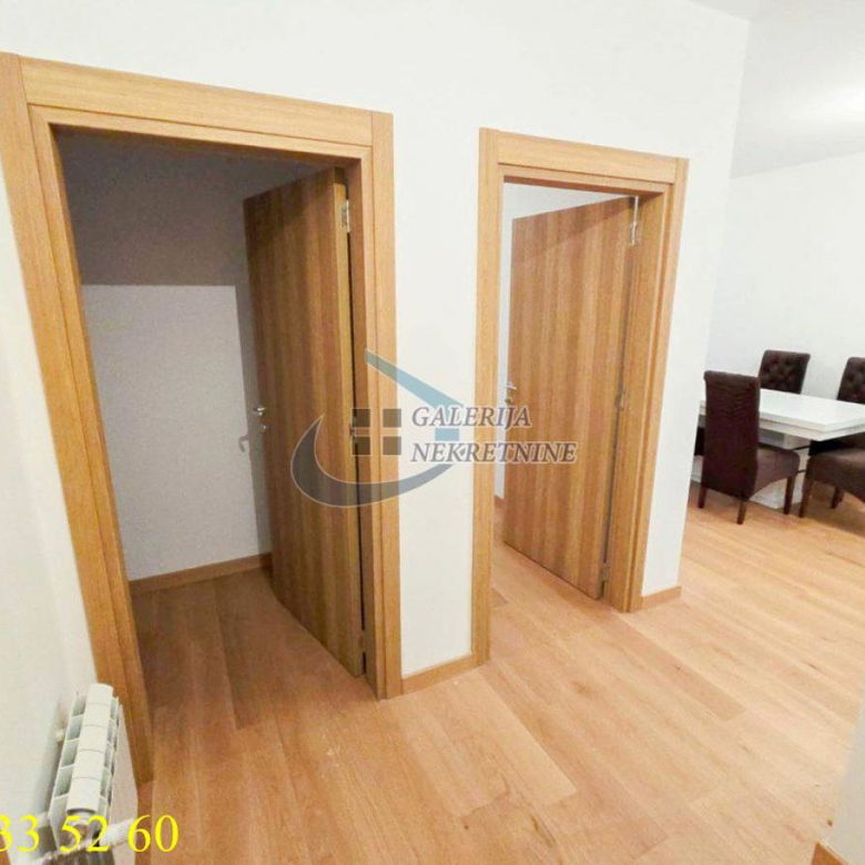 Trosoban stan na prodaju, Kluz, Beograd, 67m², 3. sprat, 240.000 €