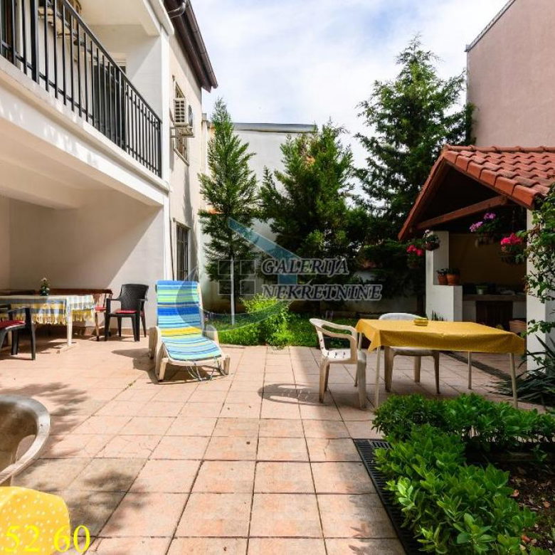 Kuća na prodaju, Dušanovac, Beograd, 300m², 550.000 €
