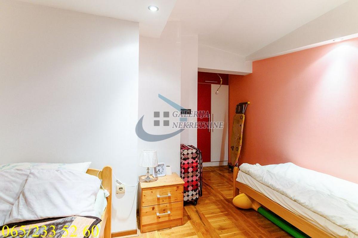 actionimagesite31agencygalerijanekimg455d2qb534-12 Trosoban stan na prodaju, Karaburma, Beograd, 72m², 4. sprat, 155.000 €