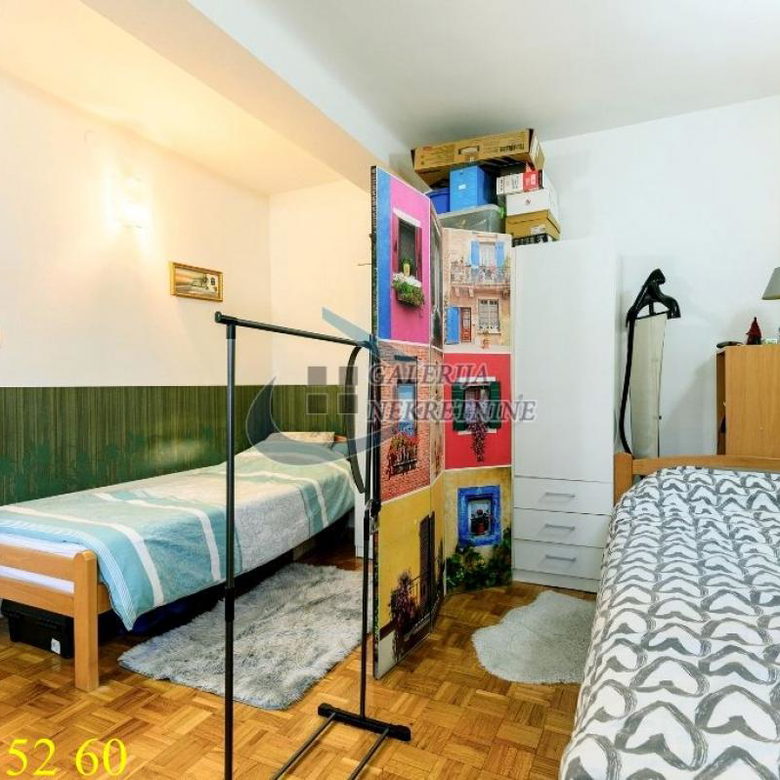 Dvoiposoban stan na prodaju, Trg Nikole Pašića, Beograd, 44m², 270.000 €