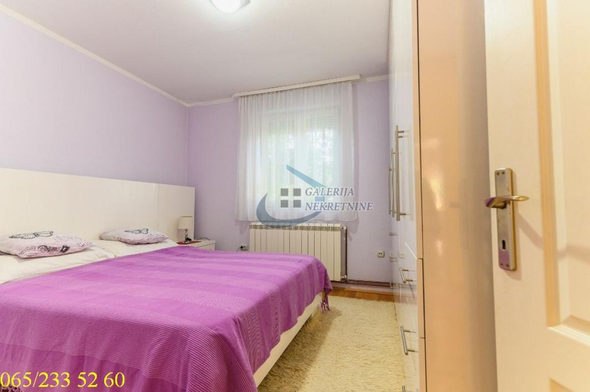 Kuća na prodaju, Borča, Beograd, 247m², 470.000 €