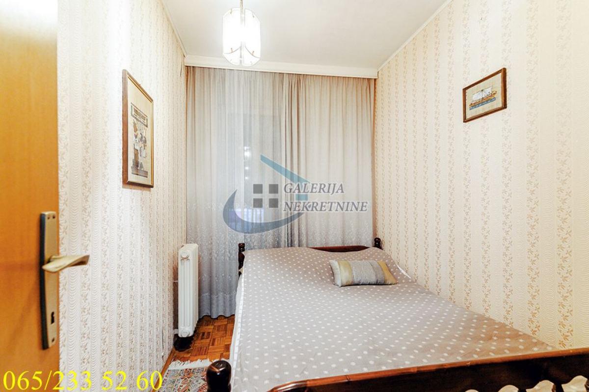 Troiposoban stan na prodaju, Karađorđev Park, Beograd, 73m², 299.000 €