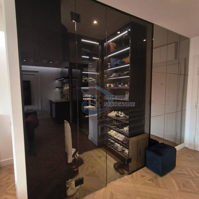 Jednosoban stan na prodaju, Terazije, Beograd, 38m², 1. sprat, 247.000 €